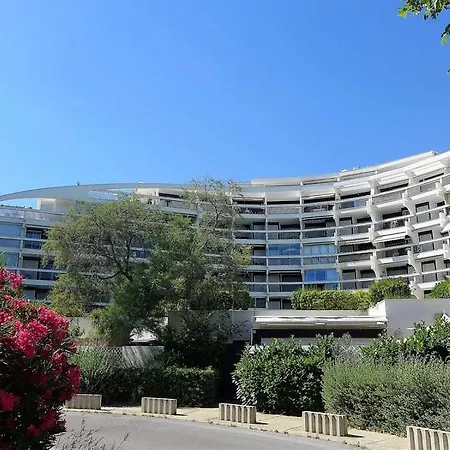 شقة Classe Et Son Jardin A 2 Pas De La - Ac Fibre Parking