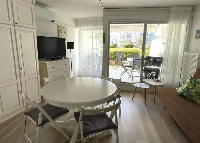 Classe Et Son Jardin A 2 Pas De La - Ac Fibre Parking アパート ラ・グランド・モット